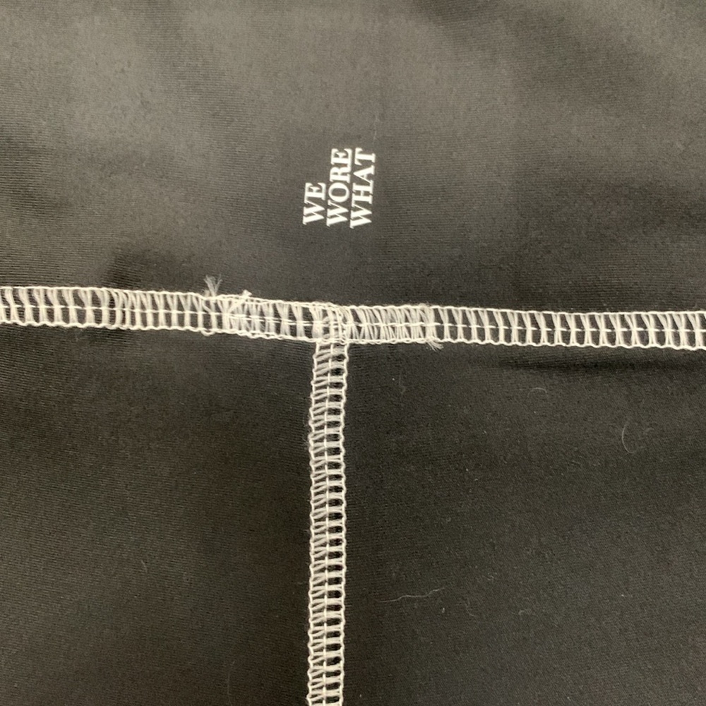 WeWoreWhat Black Leggings with White Stitching- NWT - Picture 10 of 16